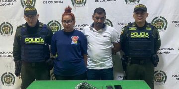 Capturan a hombre y mujer por porte ilegal de arma de fuego en el barrio La Unión
