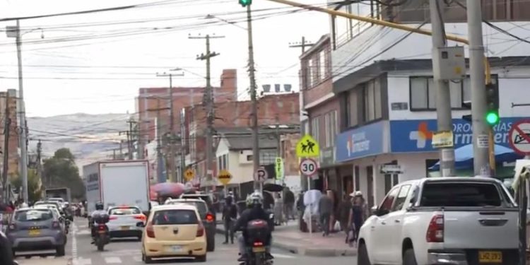 Varios heridos deja una explosión en Puente Aranda en Bogotá