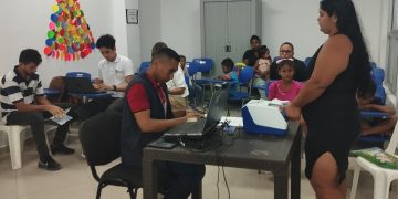 Alcaldía de Soledad y Migración Colombia entregan permisos temporales a población migrante 