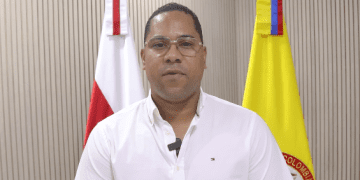 Ante el gobernador Verano, Leyton Barrios tomó juramento como nuevo secretario de Educación Departamental