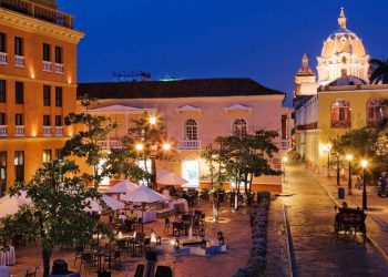Inicia transformación en el Centro Histórico de Cartagena: adiós a los coches con caballos