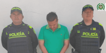 Instructor de artes marciales enfrenta cargos por agresiones sexuales a estudiantes: asegurado en cárcel