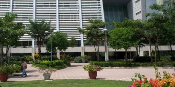 Crisis financiera en la Universidad del Norte: despidos masivos y silencio institucional