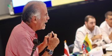 Gobernador del Atlántico, Eduardo Verano, exige tarifas justas en el servicio de energía