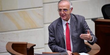 MinDefensa citado a debate de control político por aeronaves de la FAC fuera de servicio
