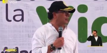 “No nos van a dejar gobernar”: Petro ante suspensión de canciller Álvaro Leyva