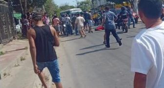 Así fue el accidente en el que murió conductor de Coolitoral tras caer de un bus de la empresa