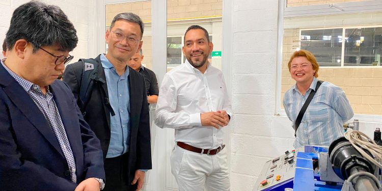 En alianza, Uniatlántico y Universidad Nacional de Pusan proponen desarrollar ecosistema de hidrógeno verde en Atlántico