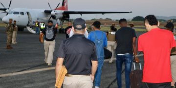 30 colombianos deportado de Panamá, la mayoría migrantes que entraron por el Darién