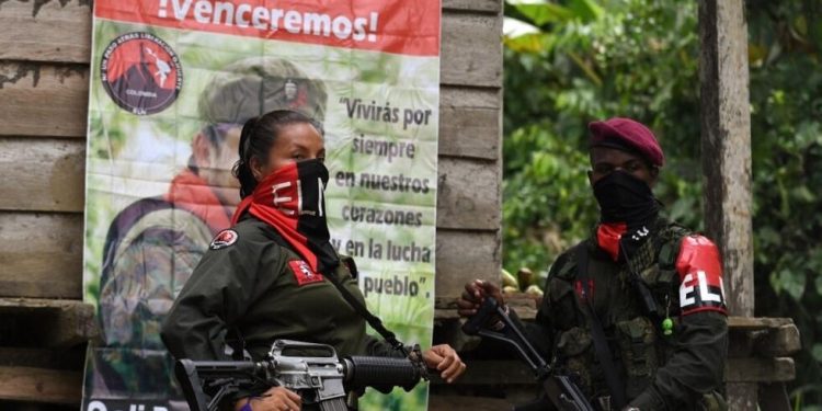 “Proceso de paz entra en una abierta crisis”, asegura ELN