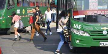 Prepare el bolsillo: tarifa de buses urbanos subirá $300 y $200 de Transmetro después de Carnaval 
