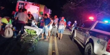Bajo pronóstico reservado uno de los niños heridos en accidente de bus en Tubará