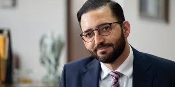 “Presupuesto debió liquidarse como lo aprobó el Congreso”, dice Contralor General