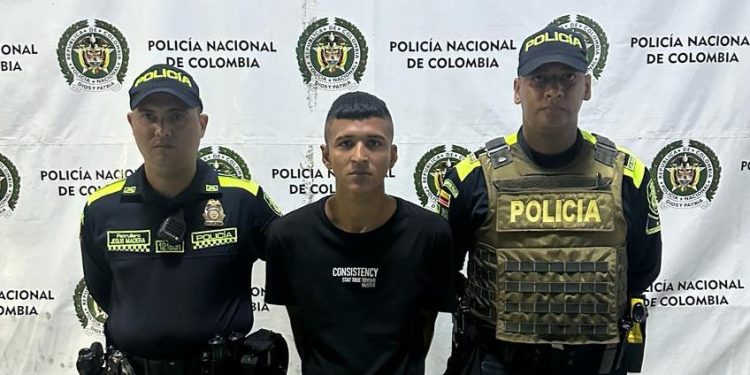 Capturan a joven con 30 cartuchos calibre 5.56 en Rebolo