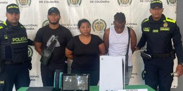 Capturan a una mujer y dos hombres en flagrancia por hurto calificado y agravado en el barrio Alto Prado de Barranquilla