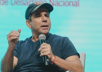 Alcalde Char promete que habrán más de 180 buses de Transmetro en buenas condiciones antes de que termine marzo