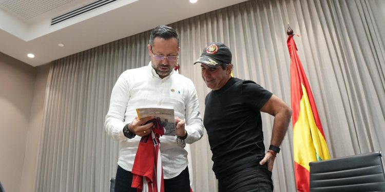 Como productiva reunión calificó el alcalde Alejandro Char su encuentro con el mandatario de Bucaramanga