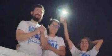 Odontólogo Juan Carlos Bayter salió al techo de su casa para celebrar su liberación