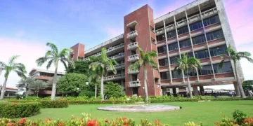 Tragedia en la Universidad del Atlántico: Joven fallece al caer del cuarto piso del bloque D