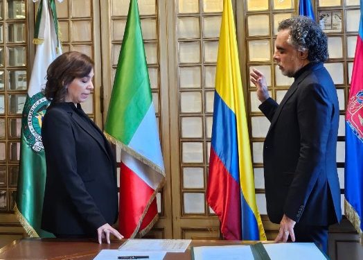 Armando Benedetti se posesionó como embajador de Colombia ante la FAO