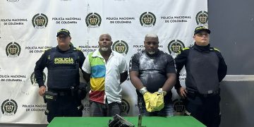Hieren a una persona, Policía los persigue y los capturan por tentativa de homicidio y porte de armas