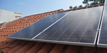 ¡Únete a la revolución energética! Triple A abre convocatoria para los primeros clientes que podrán instalar paneles solares en sus hogares