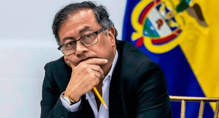Desaprobación del presidente Gustavo Petro es del 59% según encuesta de Datexco