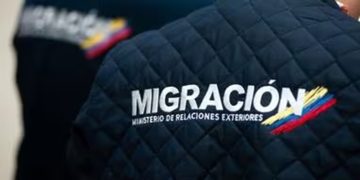 Dificultades de personal en Migración Colombia: Contraloría alerta sobre déficit de cargos