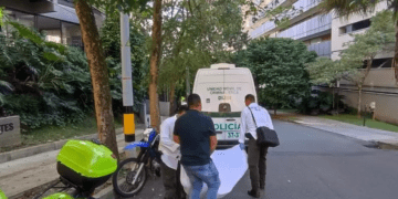 En extrañas circunstancias, hallan muerto a ciudadano neerlandés en hotel en del Poblado, en Medellín