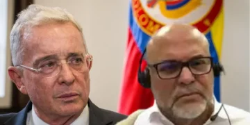 Expresidente Uribe asegura que exjefe paramilitar quiere vincularlo con grupos armados ilegales