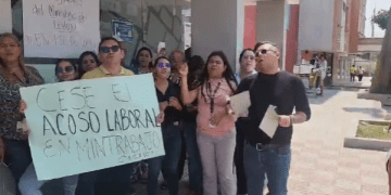 Protestas de funcionarios por acoso laboral en las territoriales del MinTrabajo
