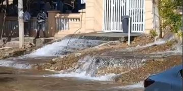 Emergencia por fuga de agua en subestación de bombeo en el barrio Recreo de Barranquilla