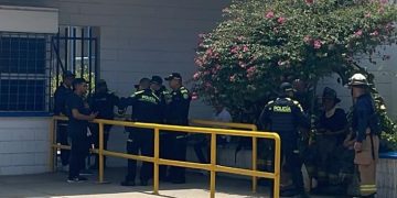 Restringen el acceso al Cuerpo de Bomberos para poder atender explosión en bodegas de Cannon: dos heridos