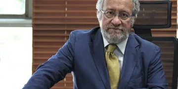 Cargos a exrector de la Universidad Distrital y otros directivos por presunta omisión en trámite de quejas por acoso sexual contra docente