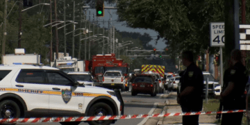 Tres tiroteos en Jacksonville dejan un muerto y tres heridos en medio de celebraciones