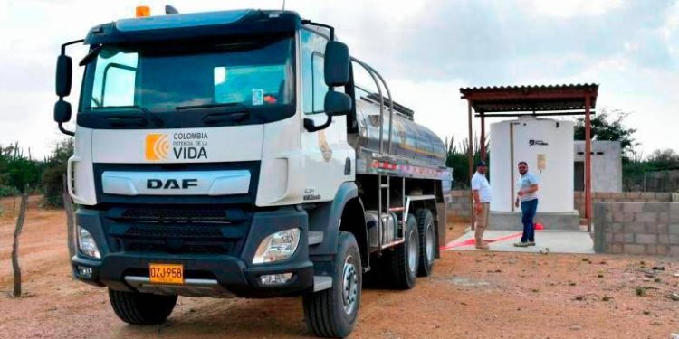 UNGRD habría firmado contrato para alquilar 184 carrotanques a La Guajira