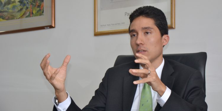Mejía de Fedesarrollo: El país enfrenta estanflación, no recesión