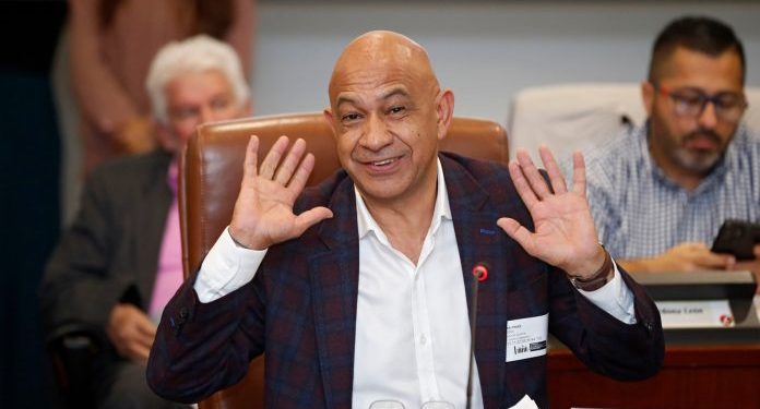 Director de la CREG será denunciado por falta de medidas ante crisis energética