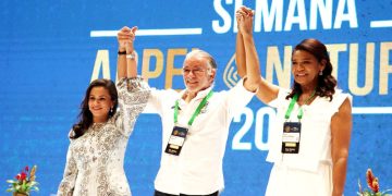 Gobernadores del Caribe firman declaración para fomentar proyectos energéticos alternativos en Semana Arpel Naturgas