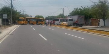 Protesta de conductores de Transmecar afecta tráfico en la calle 30 con carrera 21