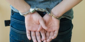 Padrastro que habría agredido a menor en Itagüí se entregó a las autoridades