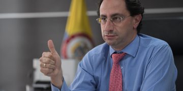 “Reforma pensional beneficiaría a adultos mayores, pero afectaría a los jóvenes”, dice José Manuel Restrepo
