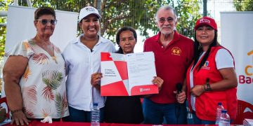 Villa Esperanza, Malambo, ya es un territorio de propietarios: gobernador Verano cumple promesa de campaña