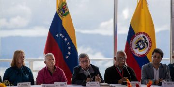 Congelada la mesa de diálogo entre Gobierno y ELN: ciclo de abril se suspendió