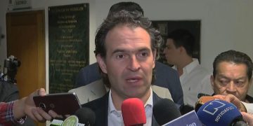 Medellín restringe prostitución en Parque Lleras tras caso de abuso a menores: prohíben alcohol en vía pública y limitan horario de bares