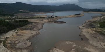 Nivel de embalses en Colombia volvió a bajar y aún no llega al 33%