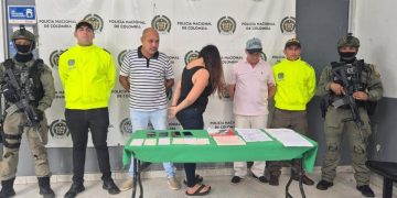 Judicializados exnotario, abogado y tramitadora por facilitar apropiación ilegal a ‘Los Costeños’