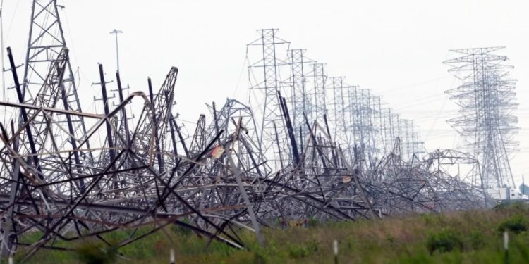Más de medio millón de texanos sin electricidad por tormentas