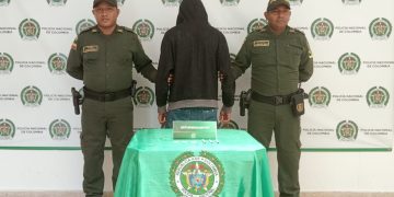 En portacomidas desechable, menor pretendía ingresar droga a estación de Policía de Santo Tomás