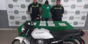 Cayó sujeto con panfletos extorsivos en La Ciudadela